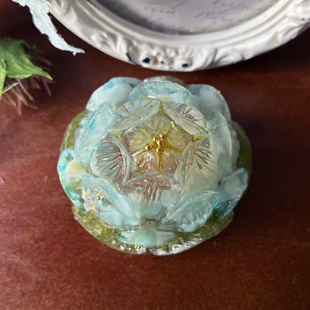 蓮の花オルゴナイト　ブルー
